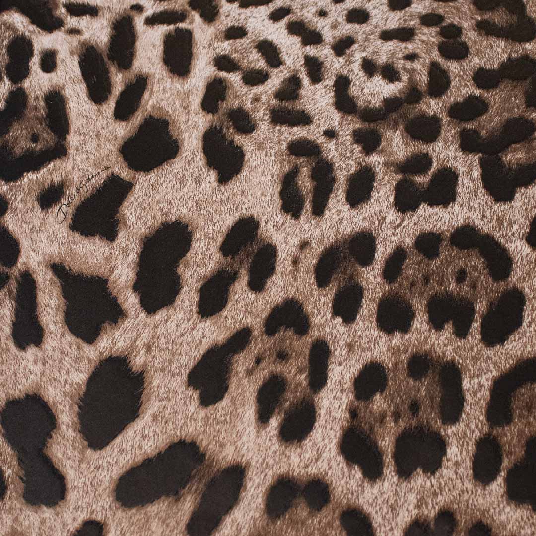 Papel Tapiz Dolce & Gabbana Código D&GL003 | Diseño Animal Print Leopardo Elegante