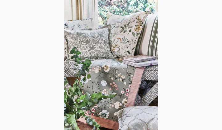 Colección de Telas Sutton Park – Inspiración Botánica y Encanto de Campo